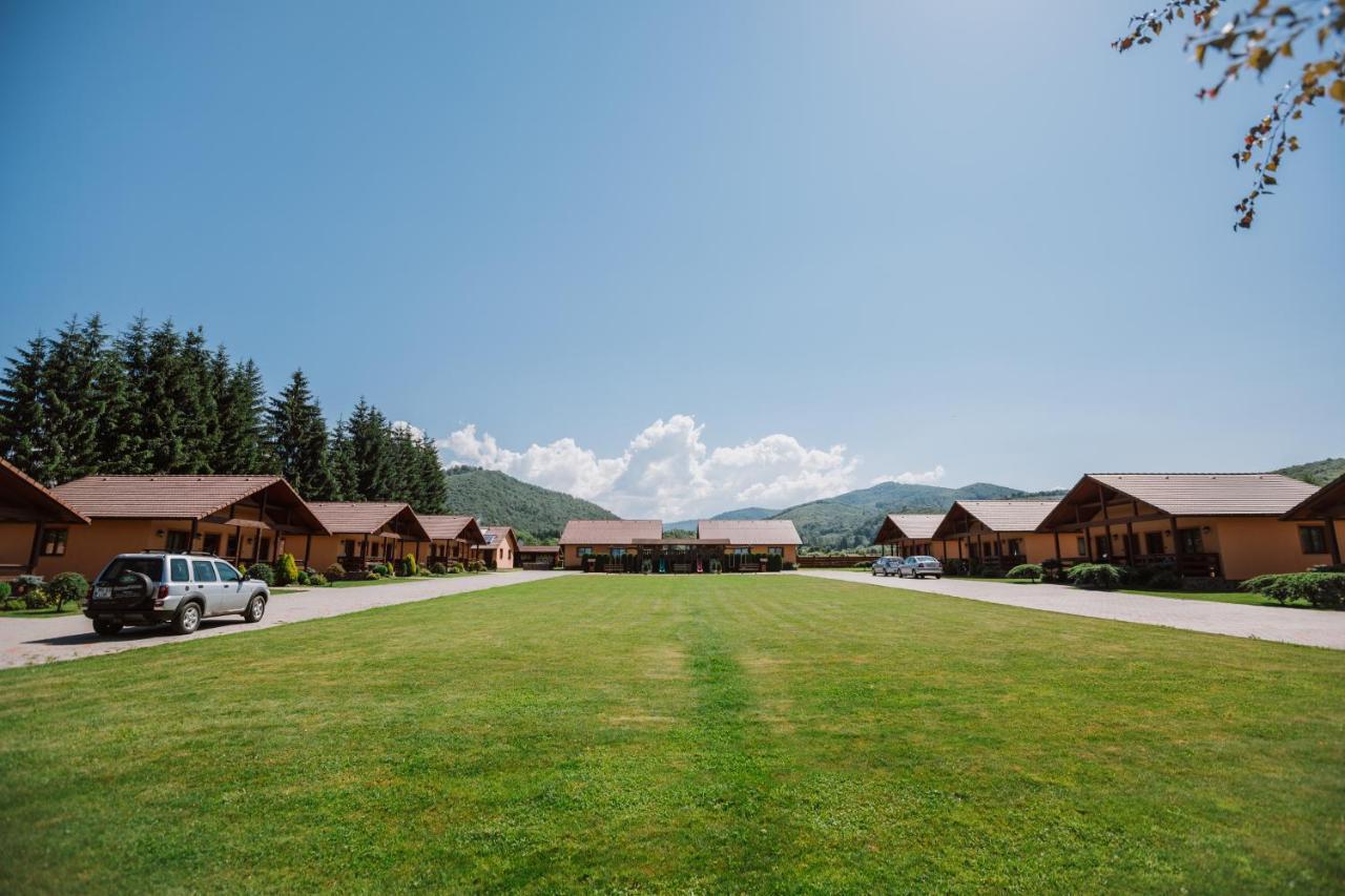 Resort Complex Turistic Pescaresc 3*